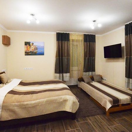 Bathory Apartman Apartment เอ็กเกอร์ ภายนอก รูปภาพ